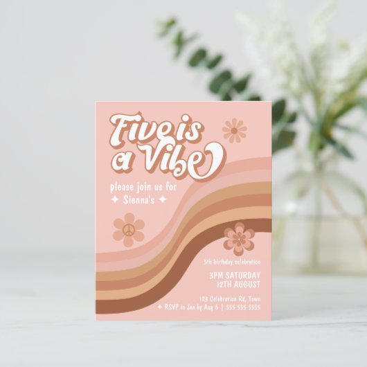 Budget Vijf is een Vibe Retro Daisy Girl Birthday (Staand voorkant)