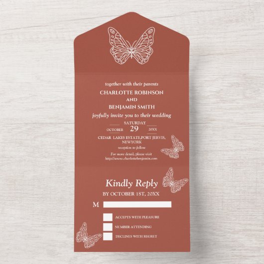 Budget Vlinder Terracotta Bruiloft All In One Uitnodiging (Binnen)