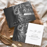 Budget Weddenschap Save the Date Handwriting Photo Flyer<br><div class="desc">De handgeschreven Bieden van de Begroting sparen de Kaarten van de Datum die een foto op de voor en rug hebben. Sparen de Herfst van de Datum, de Herfst, de Winter, de Lente of de kaarten van de Zomer bevatten een moderne hand geschreven cursieve manuscripttypografie die elegant, eenvoudig en modern...</div>