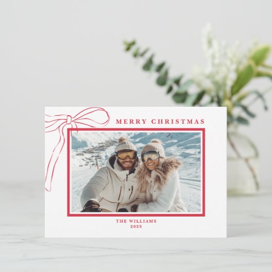 Budget Whimsical Red Bow Christmas Photo Feestdagenkaart (Staand voorkant)