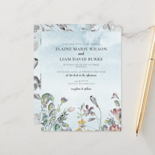 Budget Wildbloemen Stusty Blue Wedding Invitation (Voorkant / Achterkant in situ)