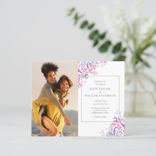 Budget Wildflower Floral Foto's Wedding Invitation (Staand voorkant)