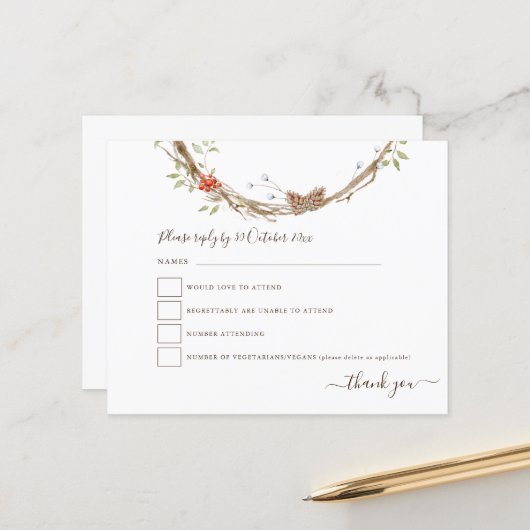 Budget Winter Pines Berries Festive Wedding RSVP (Voorkant / Achterkant in situ)