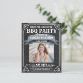 BUDGET Zwart Afstuderen BBQ Party Fotouitnodiging (Staand voorkant)