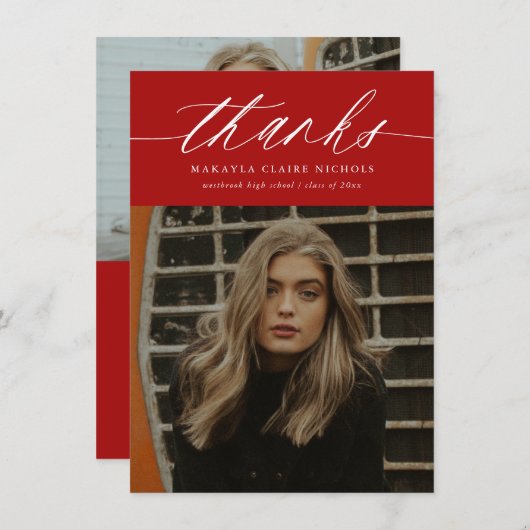 Budgetkalligrafie Twee foto-rood Afstuderen Bedankkaart (Voorkant / Achterkant)