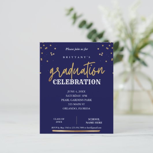 Budgetscript Elegant Navy Gold Afstuderen Uitnodig (Staand voorkant)