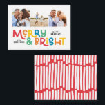 budgettaire minimale typografie 3 foto Kerstmis Notitiekaartje<br><div class="desc">Het is misschien niet allemaal rustig,  maar iedereen kan nog steeds helder zijn met deze leuke moderne,  kleurrijke kerstkaart. Met ruimte voor 3 vierkante foto's,  beschikbaar in een selectie van kleuren.</div>