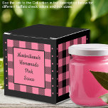 Buffalo Check - Roze en Zwart - Klassiek Bedankdoosjes<br><div class="desc">Klassieke roze en zwarte buffels vink het voorkeursvakje aan. Tekst aan beide zijden van de doos is aanpasbaar. Als u de knop/tool 'ontwerp bewerken' gebruikt,  kunt u ook uw eigen afbeeldingen/foto's toevoegen. Andere kleurstellingen beschikbaar. Bekijk het Collectie van alle doosgroottes & buffels controleer kleuren hier: https://www.zazzle.com/collections/boxes_product_promotional_gift_buffalo_check-119842043554925619</div>