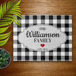 Buffalo Check Rustic Country Farmhouse Legpuzzel<br><div class="desc">Fun trendy and yet classic buffalo plaid design met een retro stijl "label" en familienaam.</div>