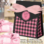 Buffalo Check - Zwart en Roze - 4x2x5 Tent Bedankdoosjes<br><div class="desc">Zwarte en roze buffels vink het voorkeursvak van de tent aan. Tekst is aanpasbaar. Als u de knop/tool 'ontwerp bewerken' gebruikt,  kunt u ook uw eigen afbeeldingen/foto's toevoegen. Andere kleuren,  vormen en doosgrootte beschikbaar. Bekijk het Collectie van alle doosgroottes & buffels controleer kleuren hier: https://www.zazzle.com/collections/119842043554925619</div>