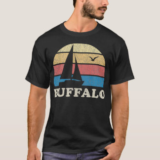 Buffalo NY  Zeilboot 70s Throwback Zonsondergang T-shirt