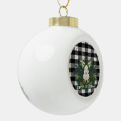 Buffalo Plaid Feestelijke Rendieren Kerstmis Keramische Bal Ornament (Links)