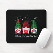 Buffalo Plaid Gnome Healthcare Worker Nurse Christ Muismat (Met muis)