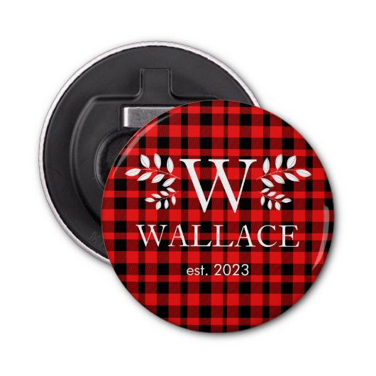 Buffalo Plaid Kerstmis monogram pasgetrouwde foto Button Flesopener (Voorkant)