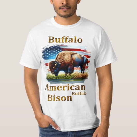 Buffels staan in grasveld met Amerikaanse vlag T-shirt (Voorkant)
