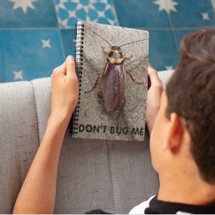 Bug me niet over Cockroach Meme Foto Notitieboek