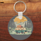 Bug-Out Boss Camper Van Adventure in de bergen Sleutelhanger (Voorkant)