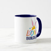 BUGS BUNNY BUILDERS™| Hard Hat Gestapeld Logo Mok (Voorkant rechts)