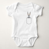 BUGS BUNNY™ die uit de zak kijkt Romper (Voorkant)