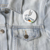 BUGS BUNNY™ met wortel Ronde Button 5,7 Cm (In situ)
