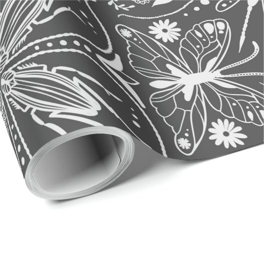 Bugs, gebroken wit op zwart cadeaupapier (Rol Hoek)