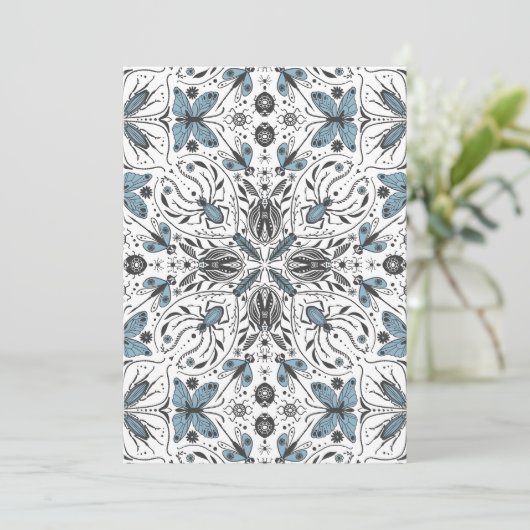 Bugs, zwart en blauw (Staand voorkant)