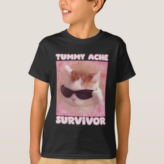 Buikpijn Overlevende kat Grappig T-shirt (Voorkant)