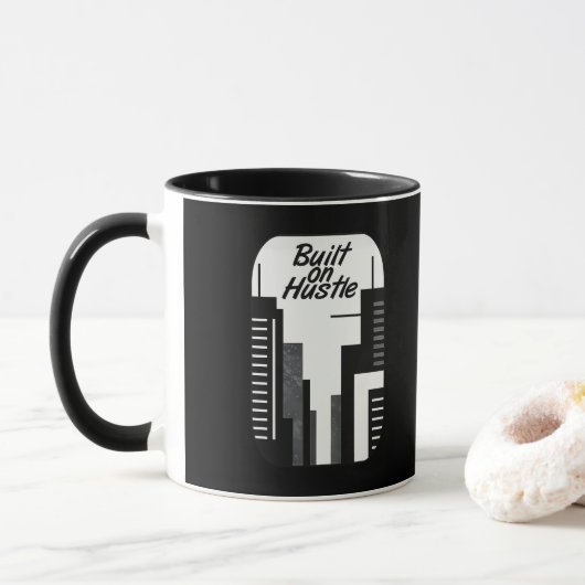 Built on Hustle City Skyline Minimalist Design Mok (Met donut)