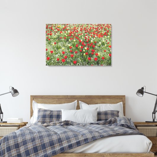 Buis van Tulpen Canvas Afdruk (Insitu (Slaapkamer))