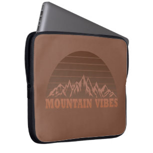 buiten berg vibes vintage retro zonsondergang laptop sleeve