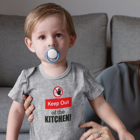 Buiten de keuken houden Grappige Pickleball Vrouwe T-shirt