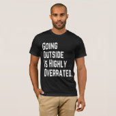 BUITEN GAAN IS HOOG OVERRAAKT T-SHIRT (Voorkant volledig)