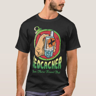 Buiten Natuur Kamperen Mensen Wandelaar Geocacher T-shirt