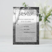 Buiten Schaduw Zwarte & Witte Trouw RSVP Kaarten (Staand voorkant)