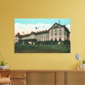 Buiten Uitzicht van de Hotel ChamPlain Canvas Afdruk (Insitu (Woonkamer))