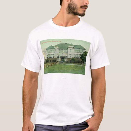 Buiten Uitzicht van de Lytton Avenue School T-shirt (Voorkant)