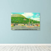 Buiten Uitzicht van de Mt. Si Motel Canvas Afdruk (Insitu (Houten vloer))