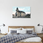 Buiten Uitzicht van East Side School Bldg Canvas Afdruk (Insitu (Slaapkamer))