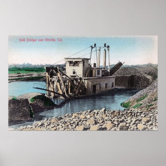 Buiten Uitzicht van een Gold DredgerOroville, CA Poster (Voorkant)