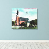 Buiten Uitzicht van een katholieke kerk Canvas Afdruk (Insitu (Houten vloer))