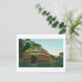 Buiten Uitzicht van een Tule HutLake County, CA Briefkaart (Staand voorkant)