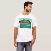 Buiten Uitzicht van het beroemde Capitola Hotel T-shirt (Voorkant volledig)