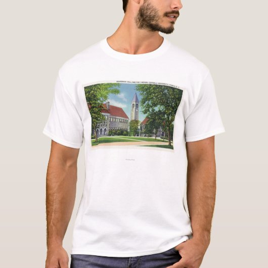 Buiten Uitzicht van het Boardman Hall en de Biblio T-shirt (Voorkant)