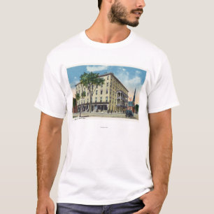 Buiten Uitzicht van het De Witt Hotel T-shirt