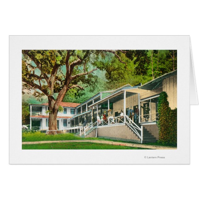 Buiten Uitzicht van het Geysers Hotel, Guests Posi (Voorkant Horizontaal)