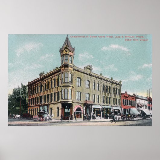 Buiten Uitzicht van het Grand Hotel Geiser Poster (Voorkant)