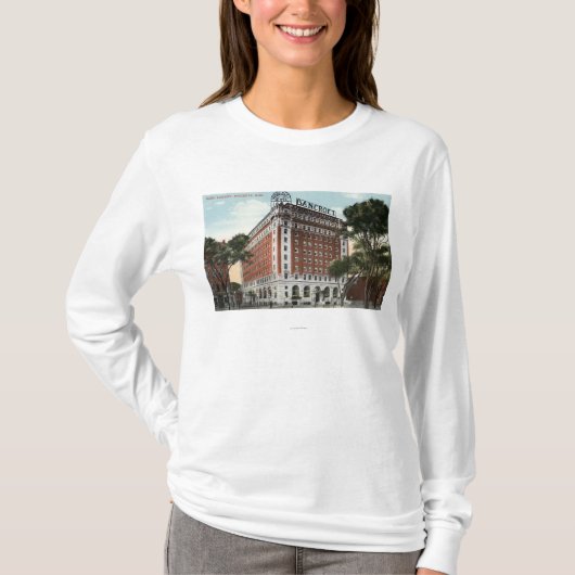 Buiten Uitzicht van het Hotel Bancroft T-shirt (Voorkant)