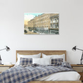 Buiten Uitzicht van het Hotel Bennett Canvas Afdruk (Insitu (Slaapkamer))