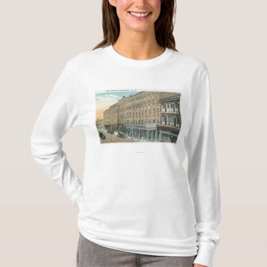 Buiten Uitzicht van het Hotel Bennett T-shirt (Voorkant)