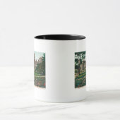 Buiten Uitzicht van het Hotel del Monte en Motiver Mok (Midden)